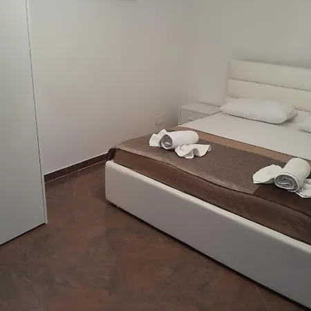 Apartment Aa Dayli Tirana